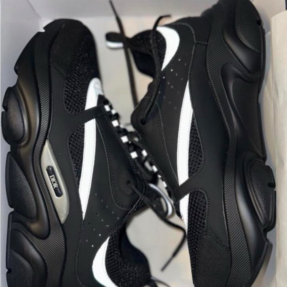 Black and White Men's Sneakers